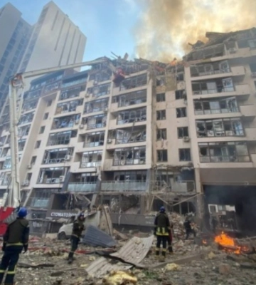У Києві частково змінено рух громадського транспорту через наслідки нічної атаки – КМДА
