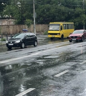 У Дніпрі змінили маршрути трамваїв, тролейбусів та автобусів: що потрібно знати