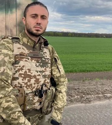 &quot;Внутри все разбито&quot;: в Киеве российский удар изувечил квартиру Тараса Тополи