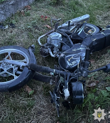 На Львівщині госпіталізували двох 15-річних підлітків - мотоциклістку та її пасажира