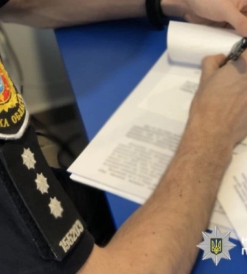 Житель Білгорода-Дністровського отримав вирок суду за удар кулаком