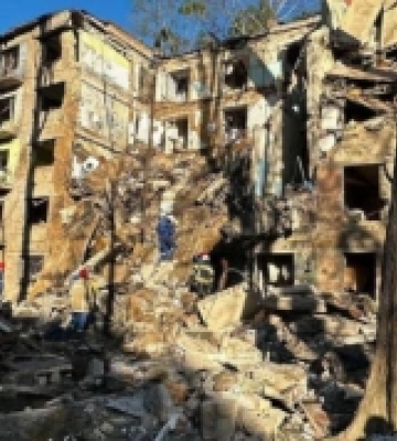 По Києву вдарили ракетою з фугасно-осколковою бойовою частиною, – МВС