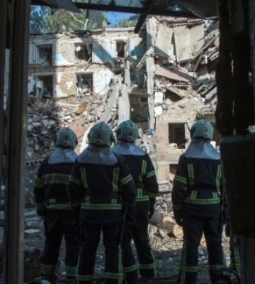 Зруйнована п&#039;ятиповерхівка й загиблі: Київ після масованої нічної атаки