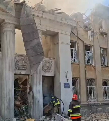 Россияне ударили по лицею в Одесской области – есть погибшие, под завалами могут быть люди