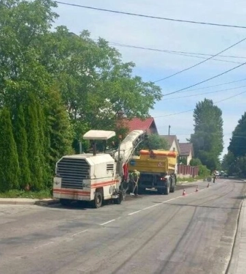 У Львові ремонтують інтенсивний Тракт Глинянський