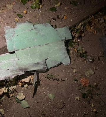 У Сумах прогриміли вибухи, місто під атакою безпілотників