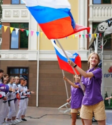 Росія планує «перевиховати» українських дітей в «Артеку» – ЦНС
