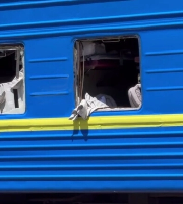 В результате атаки по Днепропетровской области пострадал поезд &quot;Одесса-Запорожье&quot; с людьми