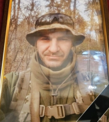 Полтавська громада провела в останню дорогу загиблого захисника України