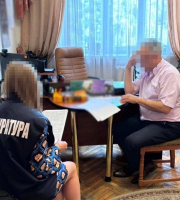 Е-підписи з підставною особою – у Києві нотаріуса підозрюють у несанкціонованому втручанні у роботу реєстрів