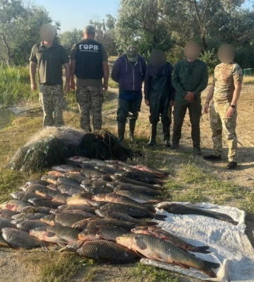На Одещині прикордонники затримали браконьєрів з незаконним уловом