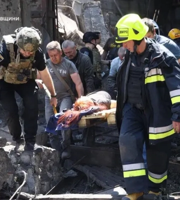 Удар по Дніпру: семеро загиблих та десятки постраждалих
