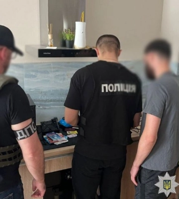 Сім тисяч доларів за фіктивну інвалідність: у Києві викрили масштабну схему ухилення від мобілізації