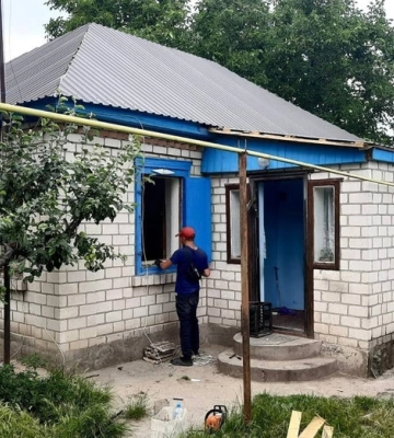Громади області допомагають відновлювати Світловодськ після обстрілів 