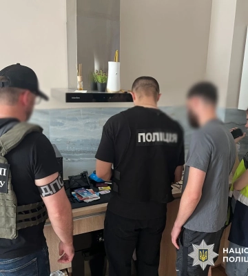 Сім тисяч доларів за фіктивну інвалідність: у Києві викрили масштабну схему ухилення від мобілізації