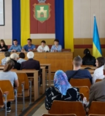У селищі на Волині відбулася зустріч з родинами безвісти зниклих та полонених захисників