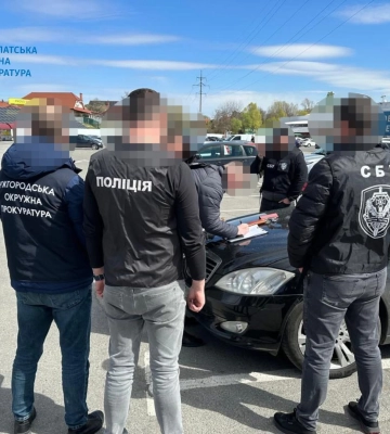На Ужгородщині судитимуть посадовця селищної ради за хабарництво