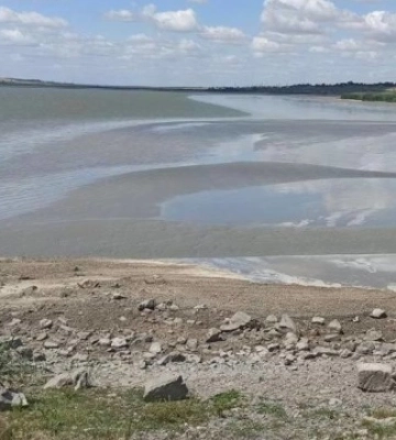 Аграрії б'ють на сполох: озеро на Одещині на межі висихання