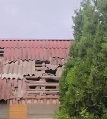 Рашисти завдали ударів по Запоріжжю: поранено 2 людини, пошкоджено будинки. ВІДЕО+ФОТОрепортаж