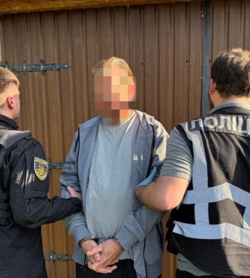 Знаходився в міжнародному розшуку за розбещення дітей: в ОГПУ повідомили про затримання на Київщині американця