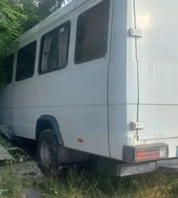 На Львівщині 31-річний водій зіткнувся з маршрутним таксі, в якому було 13 пасажирів