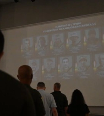 Відзнаку командира підрозділу – орден «Полеглого воїна» – присвоїли 11 закарпатським бійцям 33-ї окремої механізованої бригади Відзнаку командира підрозділу – орден «Полеглого воїна» – присвоїли 11 закарпатським бійцям 33-ї окремої механізованої бригади