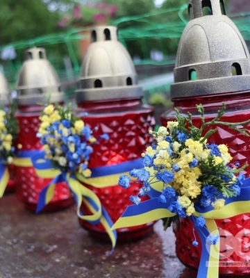 На Кіровоградщині передали нагороди рідним загиблих Героїв