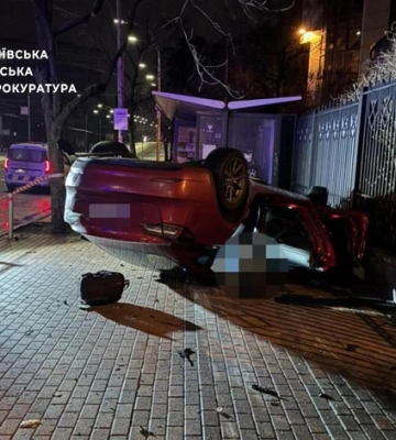 7 лет тюрьмы за совершение "пьяного" ДТП с двумя погибшими: в Киеве осудили водителя Tesla