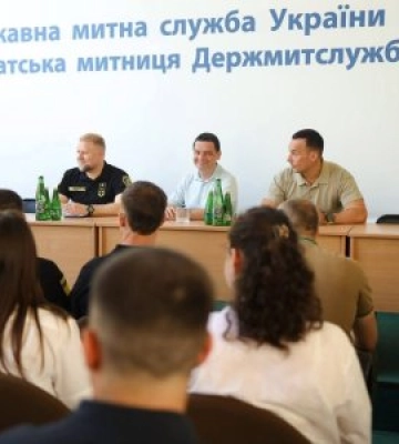 З нагоди професійного свята керівництво області відзначило працівників Закарпатської митниці