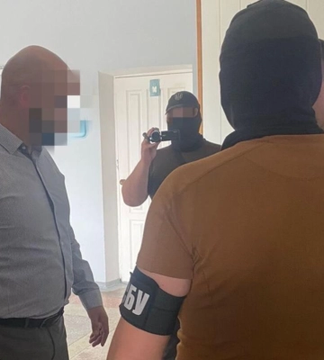 15 тис. дол. США за вплив на ВЛК: у прокуратурі Київщини заявили, що у Білій Церкві упіймали на хабарі посадовця