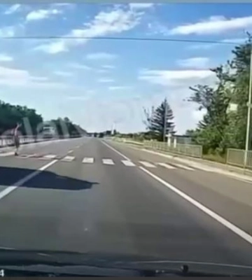 На Львівщині патрульні на шаленій швидкості збили неповнолітнього хлопця (ВІДЕО)