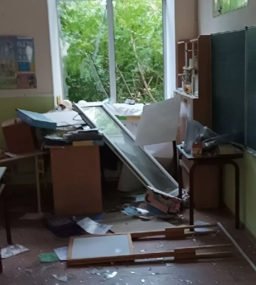 Військові РФ обстріляли Корабельний район Херсона. ФОТО