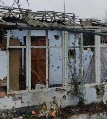 Як селяни відновлюють дім після обстрілів РФ на Миколаївщині