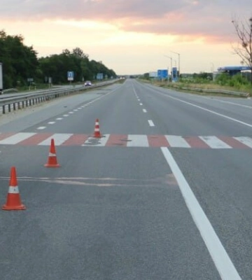 На Львівщині патрульні на шаленій швидкості збили неповнолітнього хлопця (ВІДЕО)