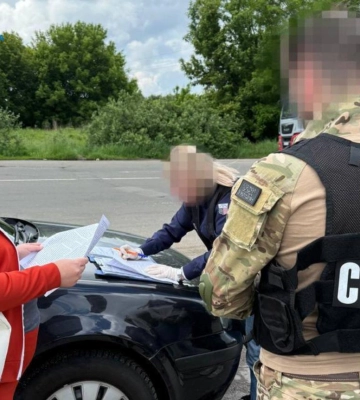 Двох черкащанок затримали на організації схем ухилення від призову