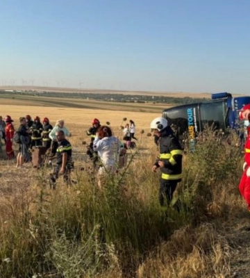Автобус їхав з Одеси: МЗС повідомило деталі про ДТП з 55 громадянами України у Румунії