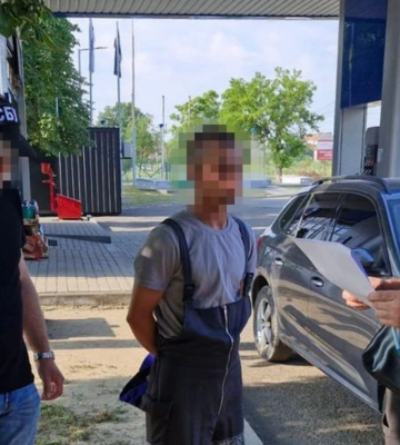 На Закарпатті викрили дві нові схеми втечі від мобілізації: організаторів уже затримано