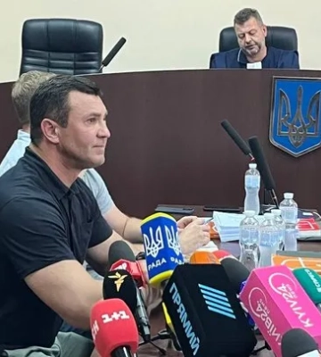 Суд продовжив запобіжні заходи Тищенку та Писаренку