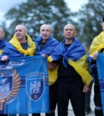 З російської неволі звільнили миколаївських морпіхів