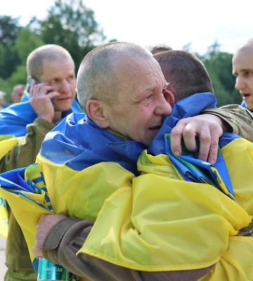 Украина вернула из плена группу воинов ВСУ, Нацгвардии и ГПСУ