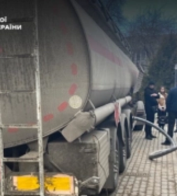 Судитимуть групу осіб, яких БЕБ на Полтавщині викрило у незаконному виготовленні та продажі  пального