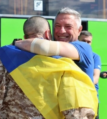 Оборонці Маріуполя та охорона ЧАЕС — відбувся новий великий обмін полоненими