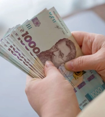 Привласнювала кошти фірми - на Житомирщині повідомлено про підозру жінці