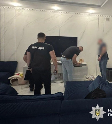 Поліція проводить обшуки у справі про ймовірне шахрайство львів’янина Назарія Гусакова