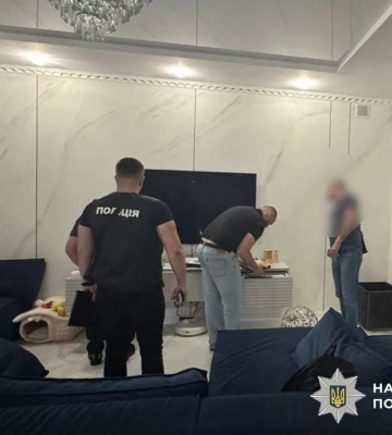 Поліція проводить обшуки у справі про ймовірне шахрайство львів’янина Назарія Гусакова