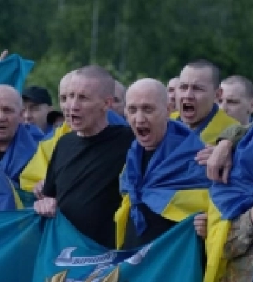 Додому після трьох років полону повернулися миколаївські морські піхотинці
