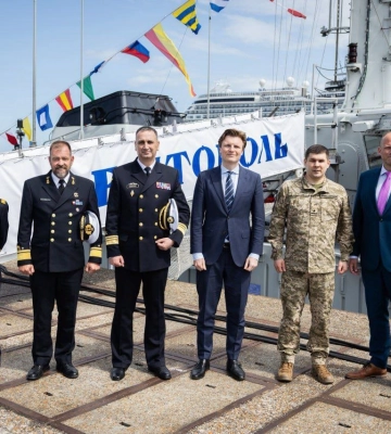 Украина получила 2 тральщика для усиления безопасности на Черном море Украина получила 2 тральщика для усиления безопасности на Черном море