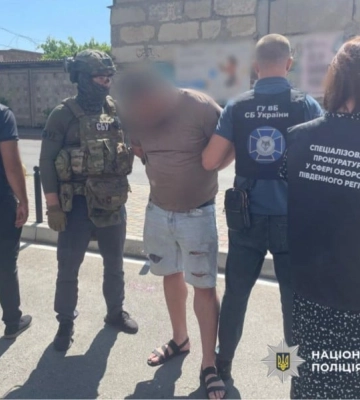 В Одесі затримали чоловіка, який вимагав $25 тисяч за "покупку" роботи в СБУ