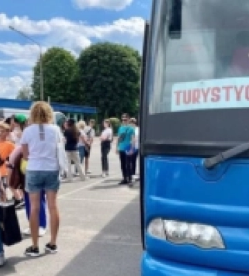 200 школярів із Нововолинської громади поїдуть на літній відпочинок за кордон