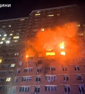 Атака "шахедів" на Одесу: дрон влучив у багатоповерхівку, загинула родина. ВІДЕО+ФОТО